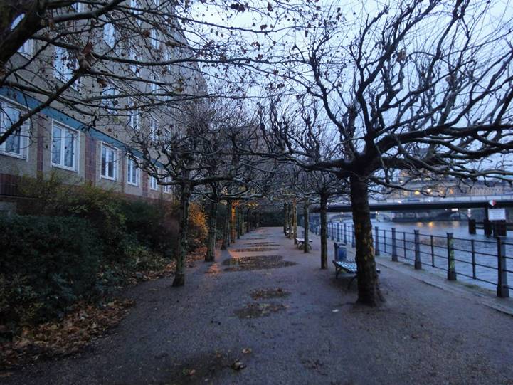 No photo description available.