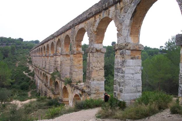 No photo description available.