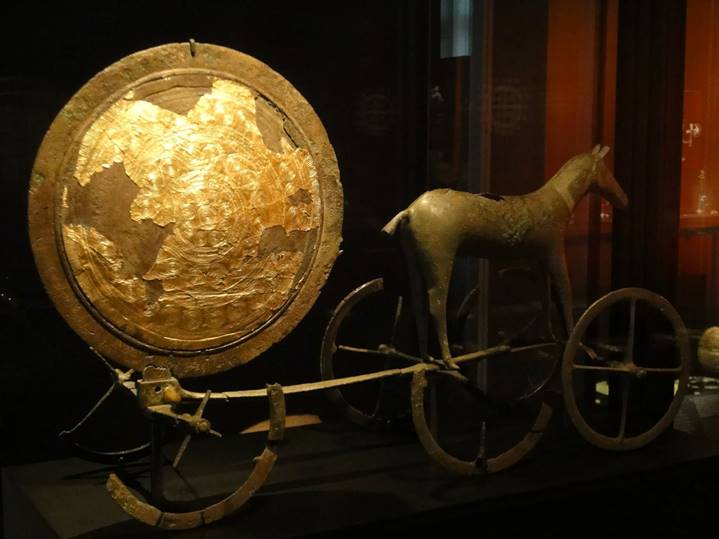 No photo description available.