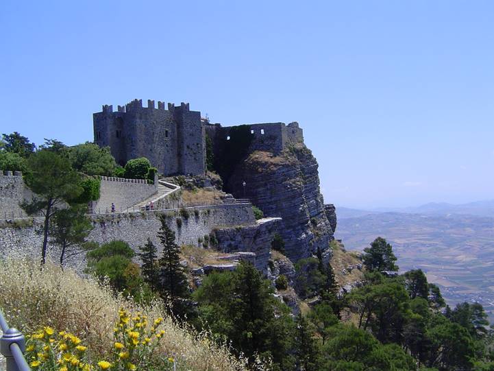 No photo description available.