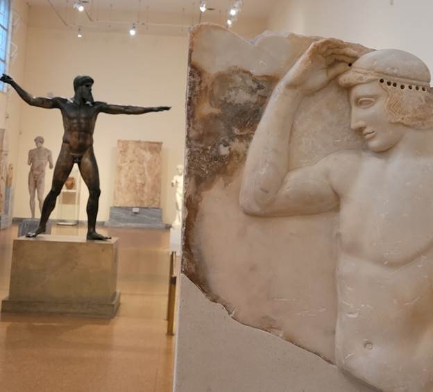 A picture containing building, indoor, sculpture, bathroom

Description automatically generated