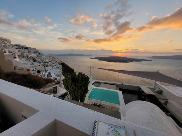 A picture containing sky, outdoor, nature

Description automatically generated